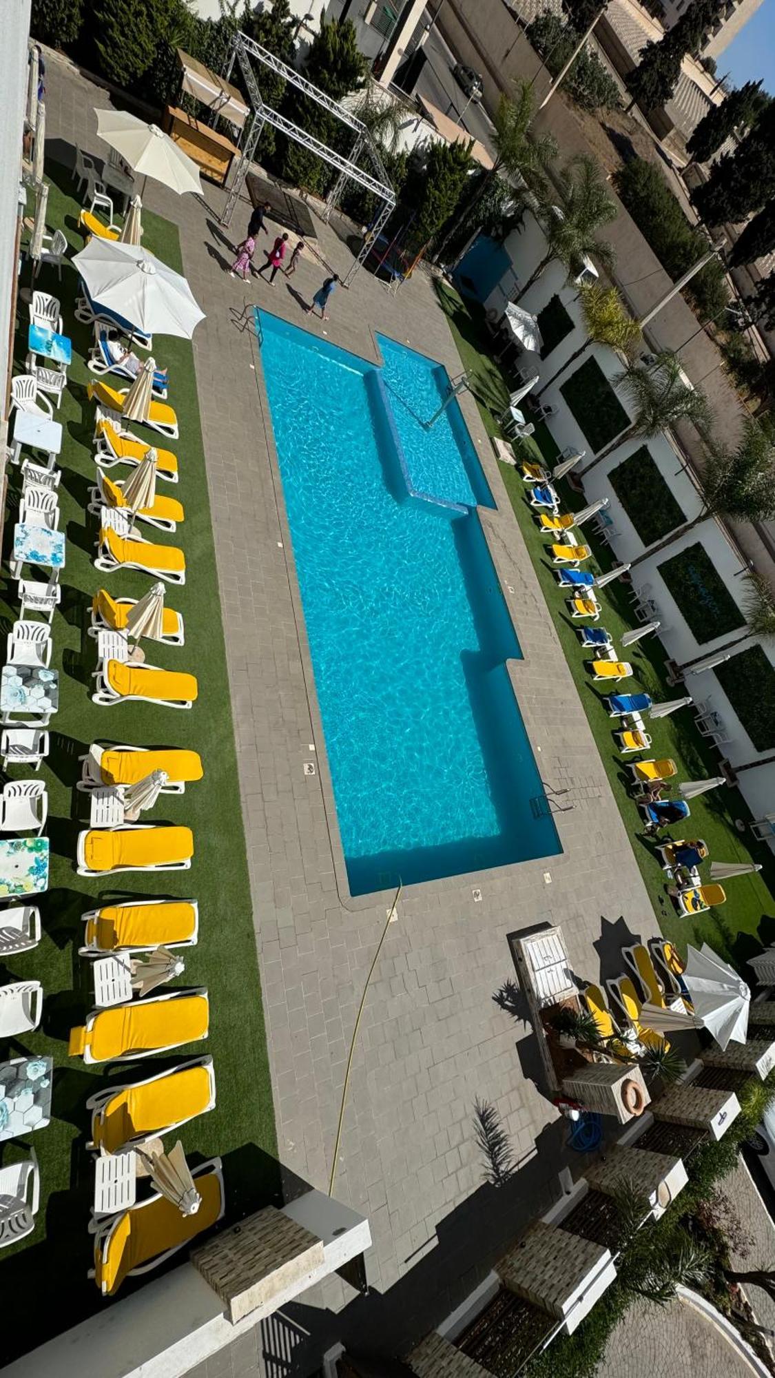 Le Zenith Hotel Oran Buitenkant foto