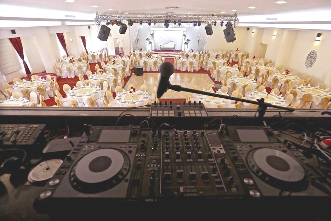 Le Zenith Hotel Oran Buitenkant foto