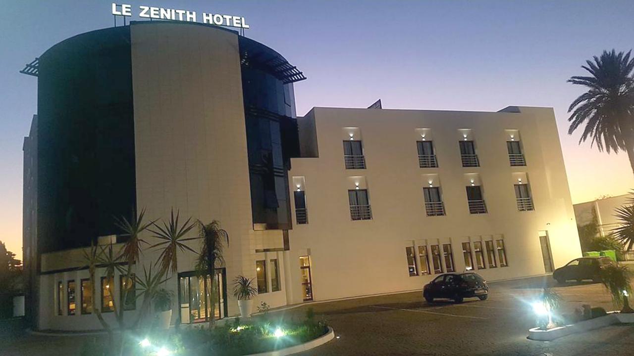 Le Zenith Hotel Oran Buitenkant foto
