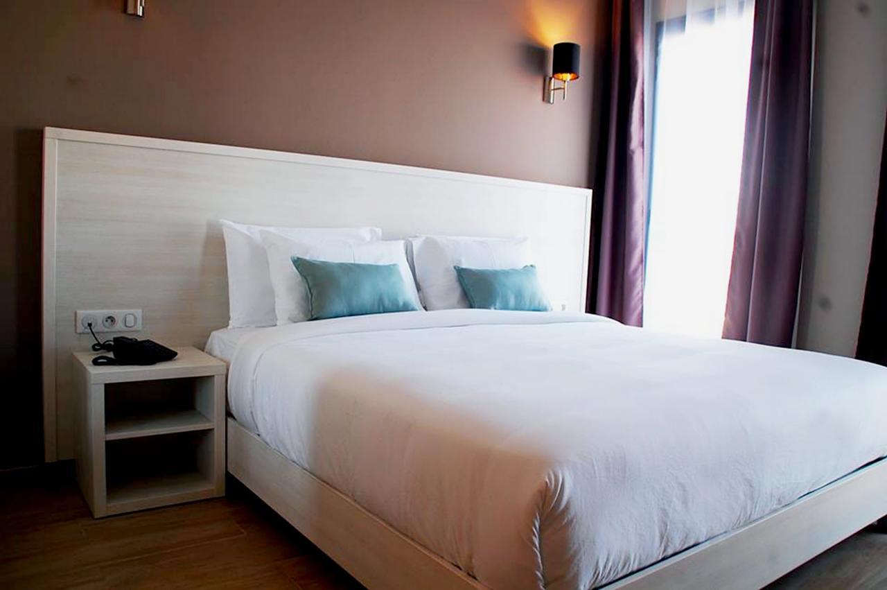 Le Zenith Hotel Oran Buitenkant foto