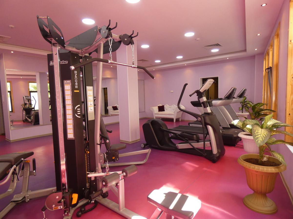 Le Zenith Hotel Oran Buitenkant foto